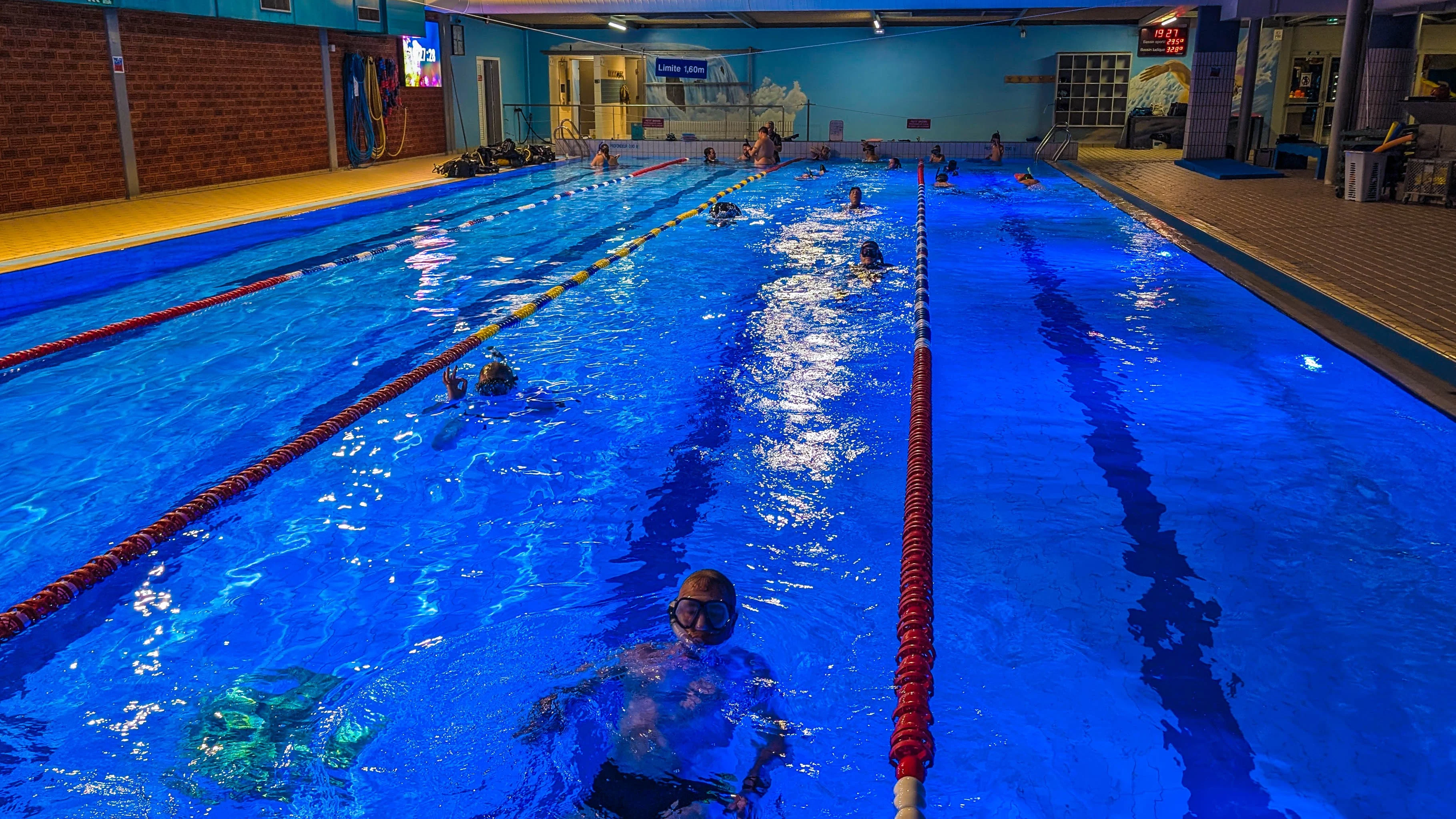 Reprise Piscine 24
